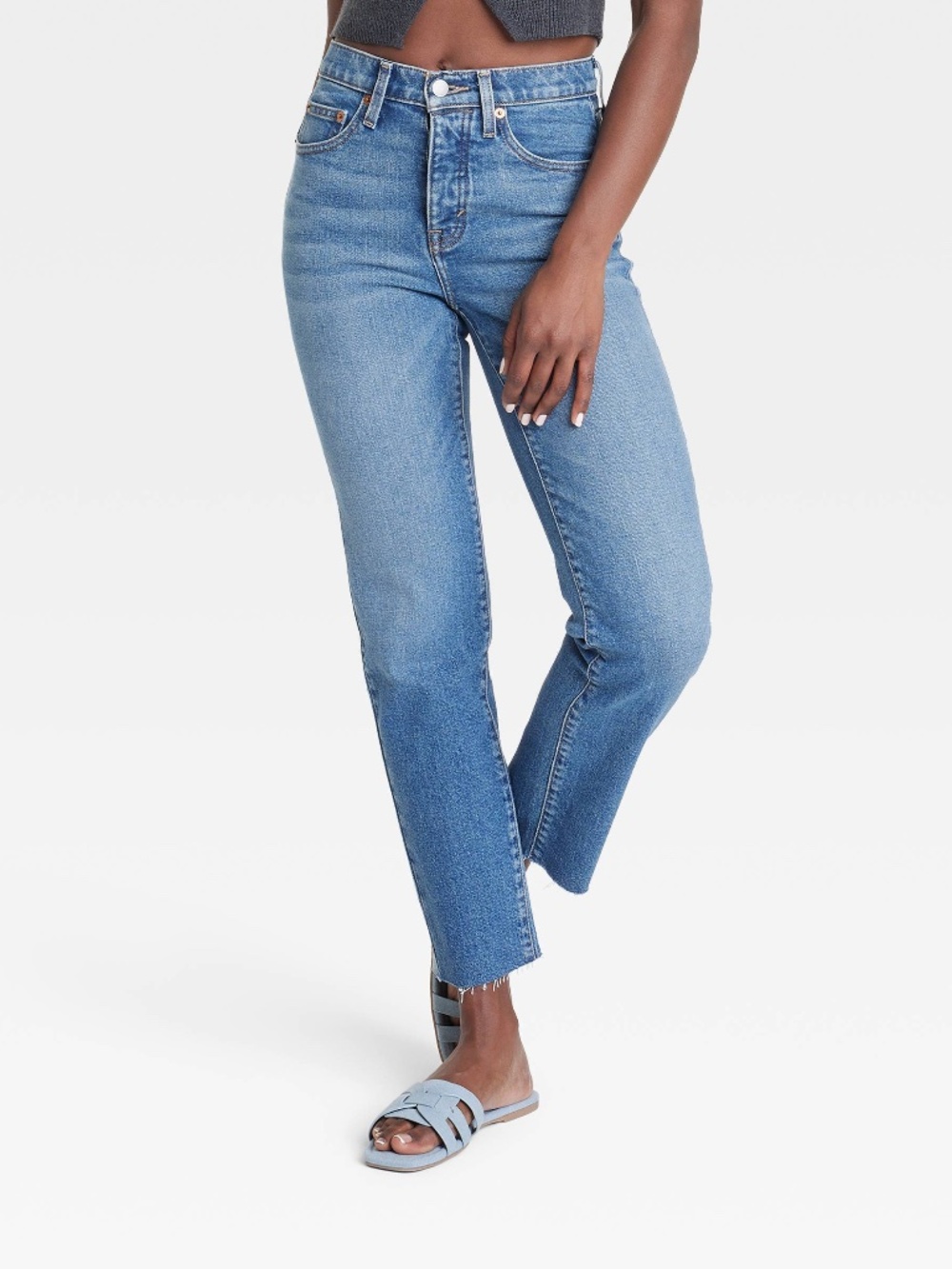 Universal Thread - Women's Mid-Rise 80's Slim Fit Jeans - Blue 4